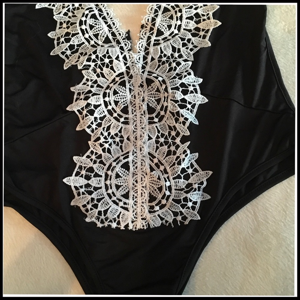 Deep V Body/Swim Suit - Picture 7 of 8